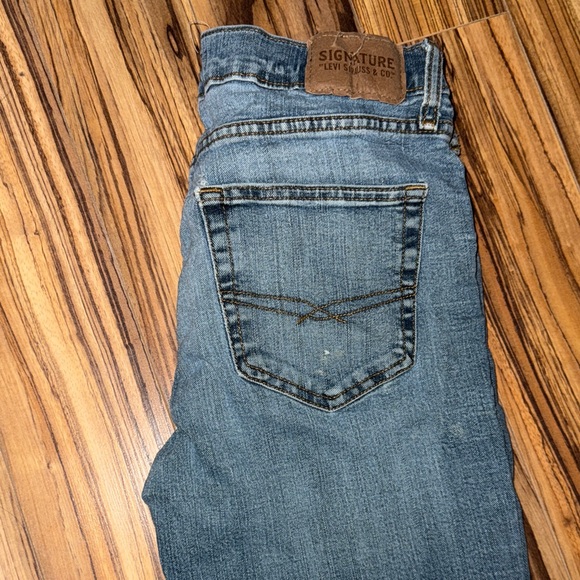 Signature by Levi Strauss Men's Blue Straight Jeans - Picture 7 of 8